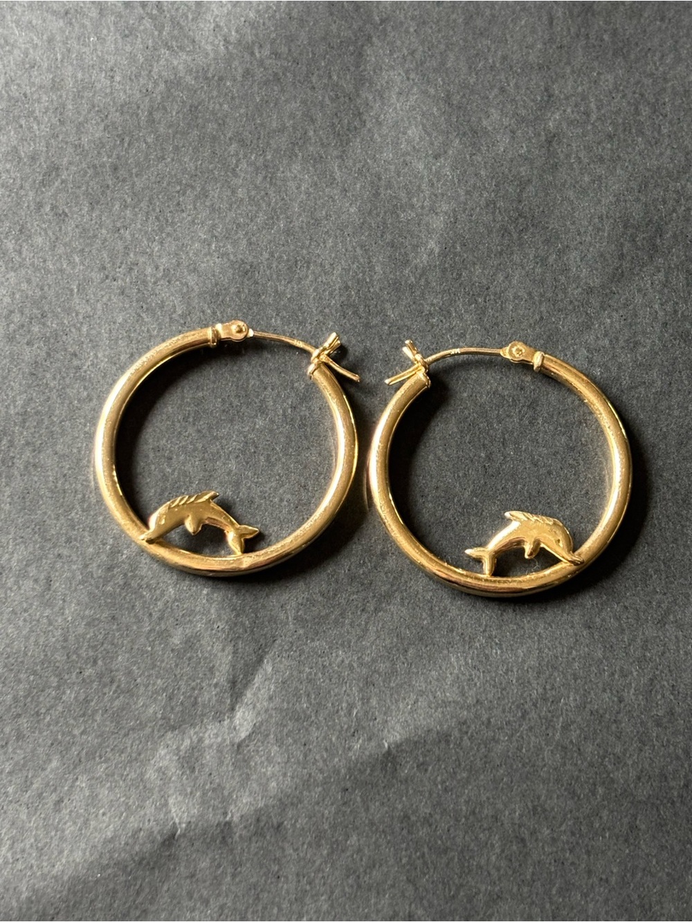 14K Gold Dolphin Hoop Earrings 1 Inch Nautical Hoops - Picture 3 of 7